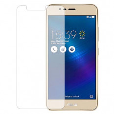 Защитное стекло для Asus ZenFone 3 Max ZC520TL