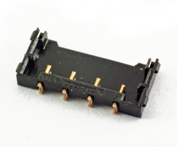 Коннектор аккумулятора iPhone 4