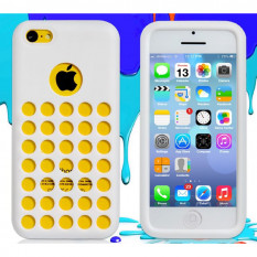 Чехол силиконовый TPU для iPhone 5C с перфорацией (белый)